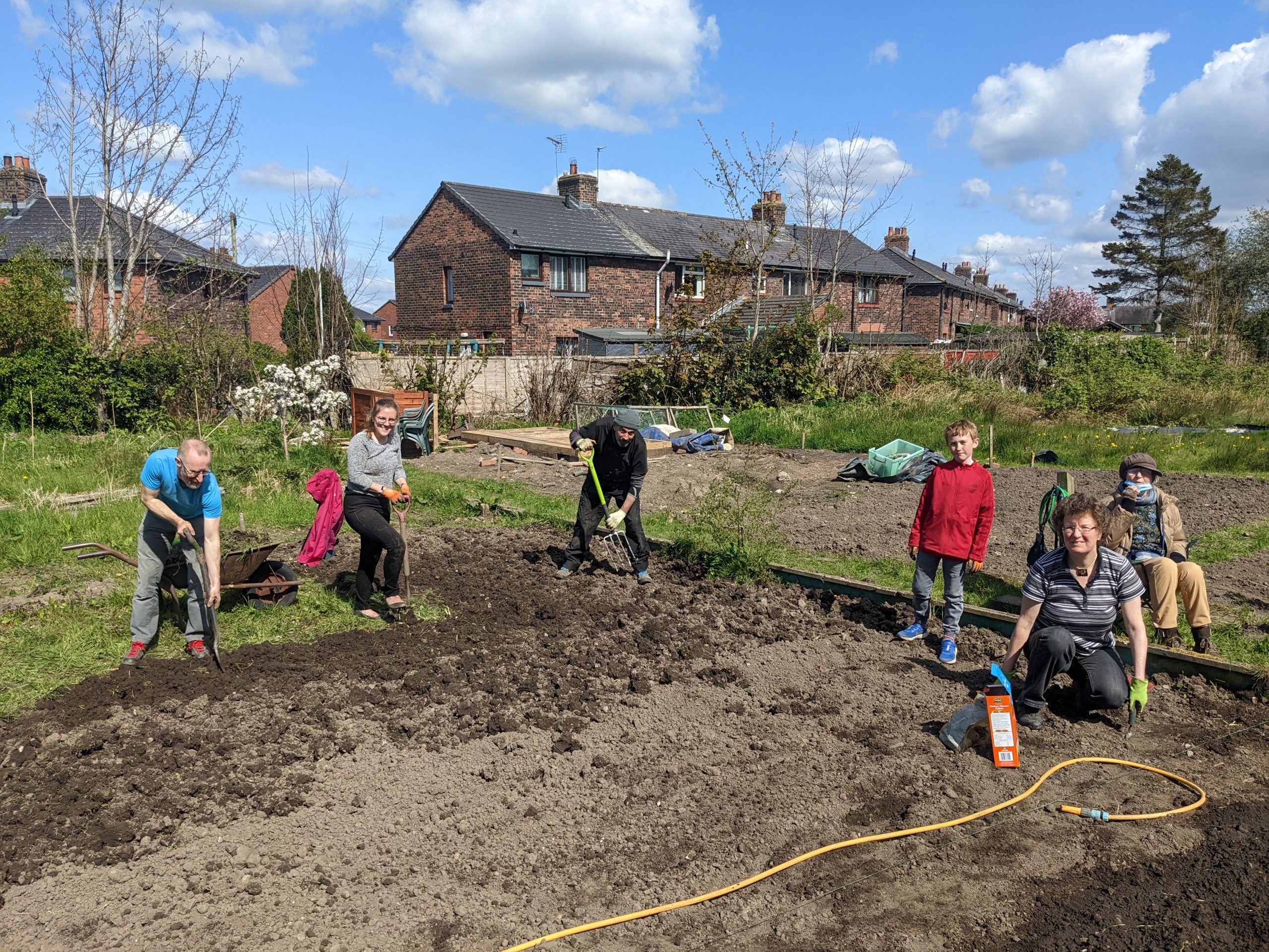 PXL_20220424_132646533.MP